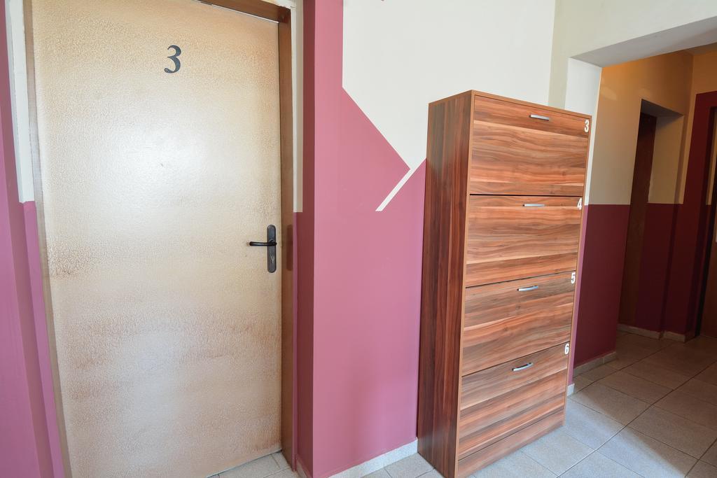 Къща За Гости "Нико" Sliven Exteriör bild